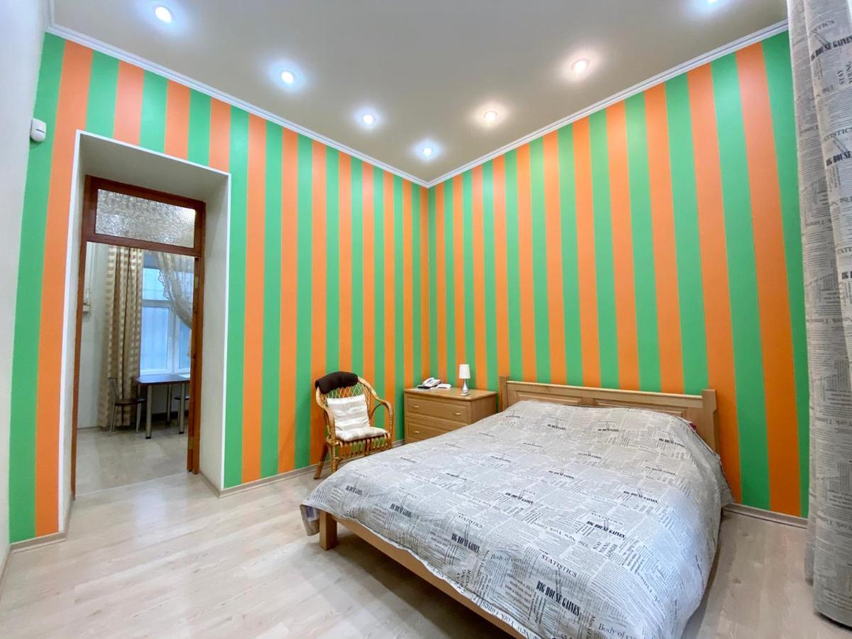 Old Town Apartments Lanzheron Beach オデッサ エクステリア 写真