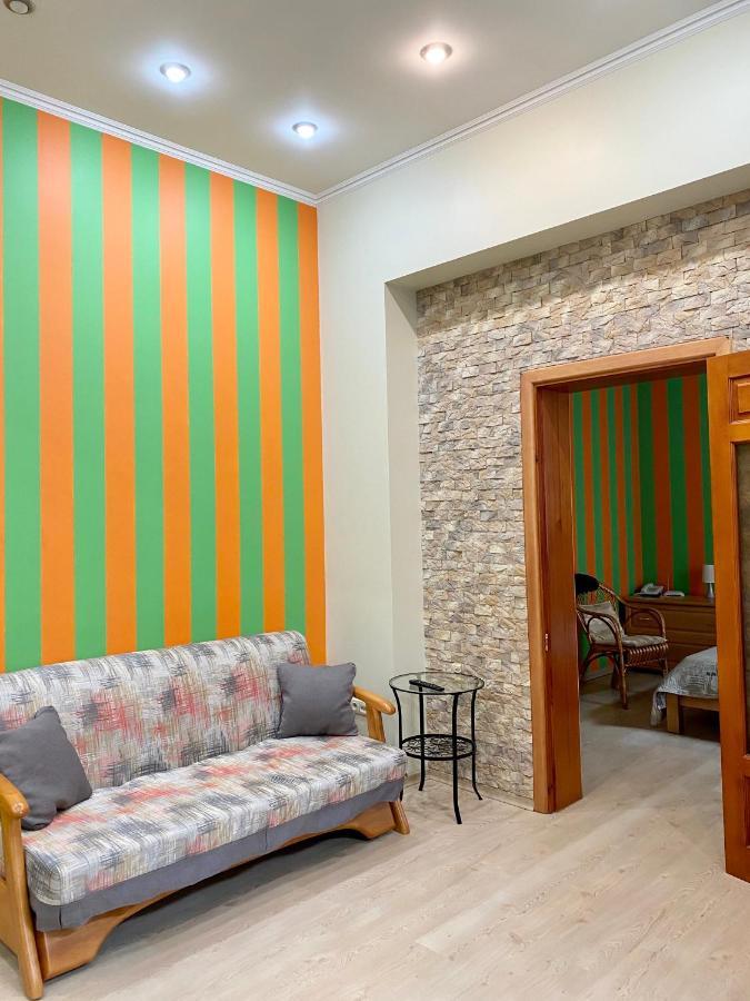 Old Town Apartments Lanzheron Beach オデッサ エクステリア 写真