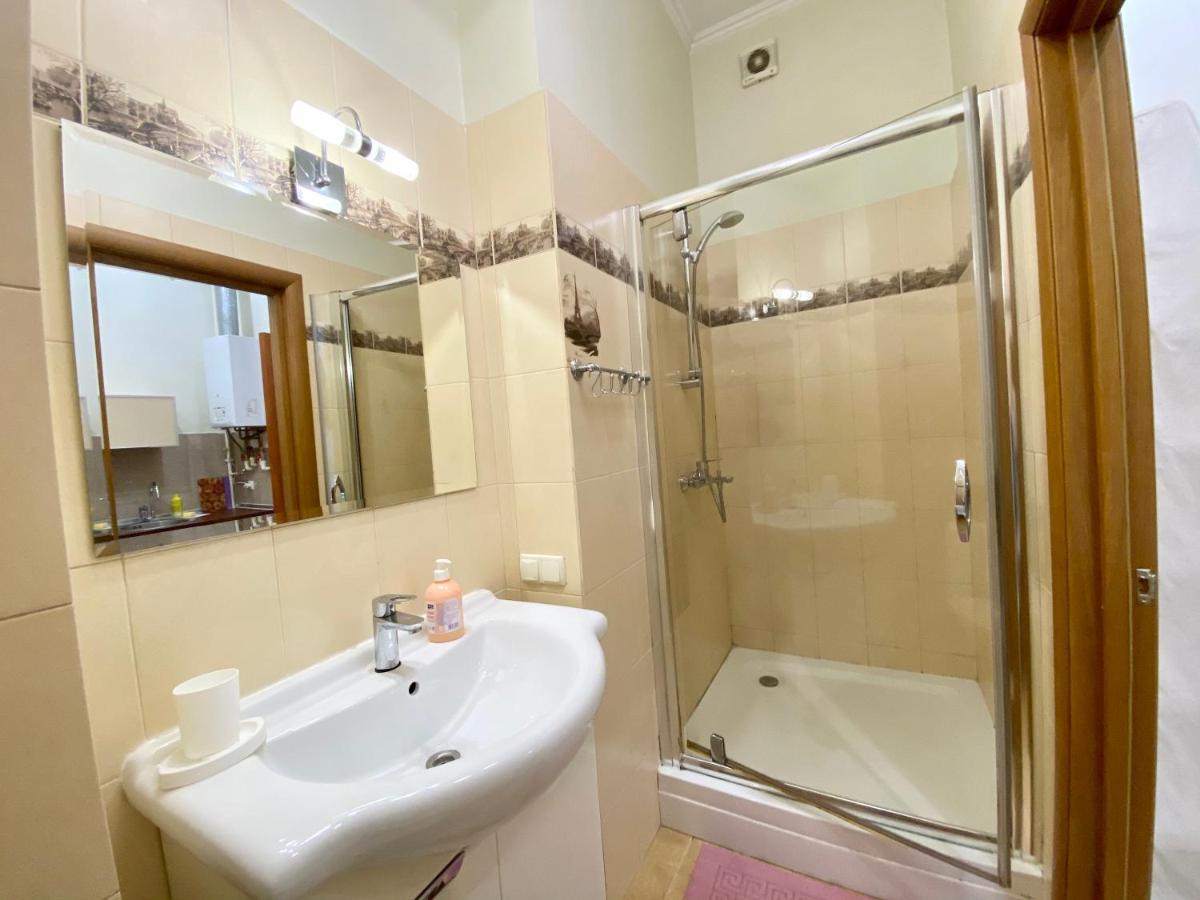 Old Town Apartments Lanzheron Beach オデッサ エクステリア 写真